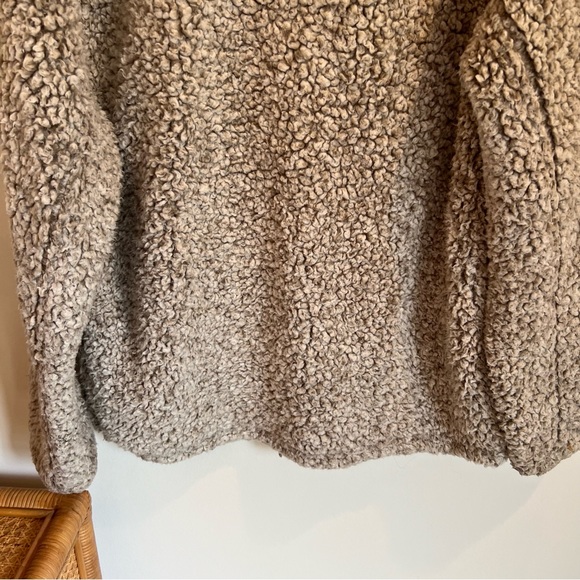 Unisex True Grit Frosty Tipped Soft Sherpa Pullover | L - Picture 11 of 13